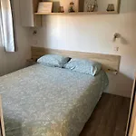 Mobil Avec Terrasse - Proche Plages Cap-ferret - 4-6 Pers 4 Etoiles Les Viviers 营地 *
